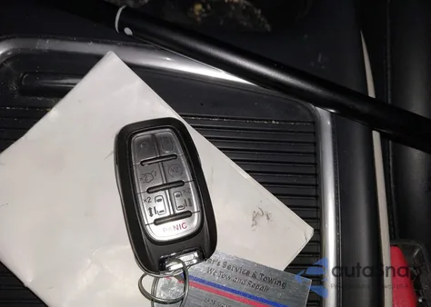 2023 Chrysler Pacifica Touring L z USA, uszkodzony, nr VIN 2C4RC1BG3PR563879